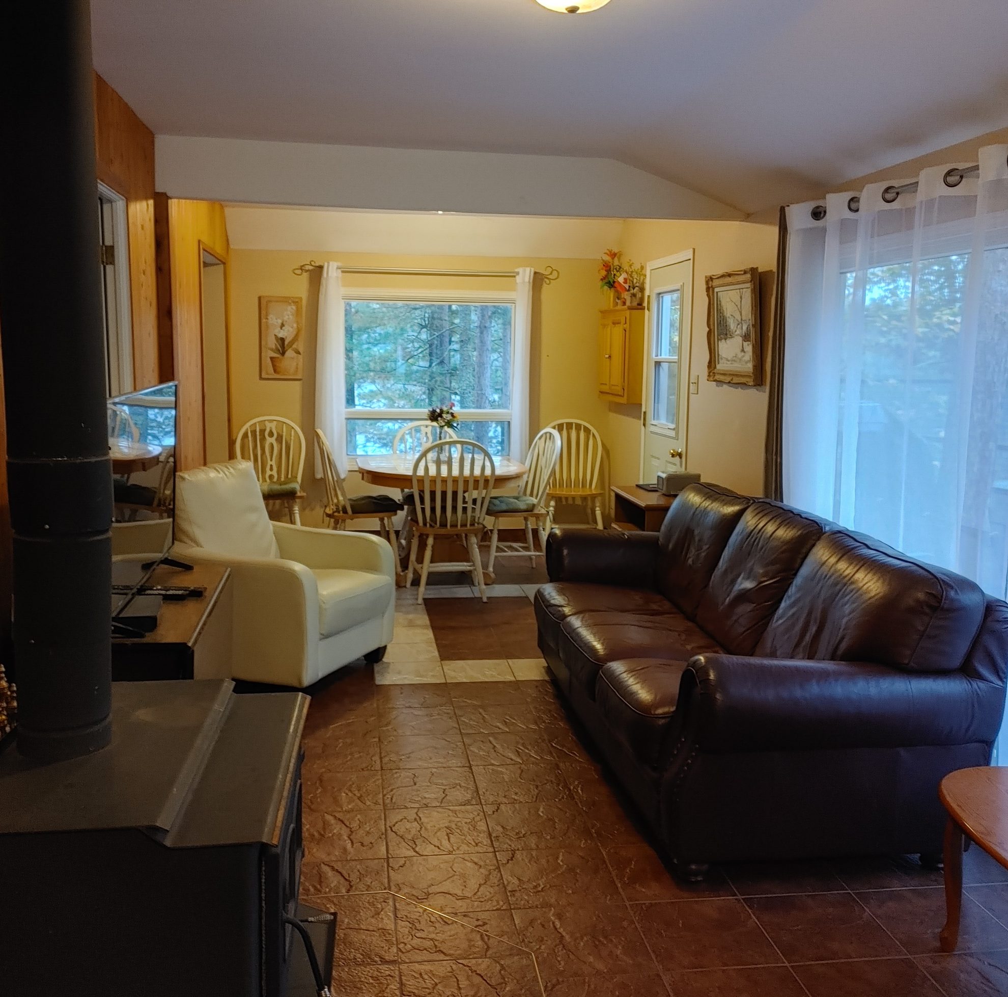 Silver Birches Cottage Rentals Lake St Peter Ontario